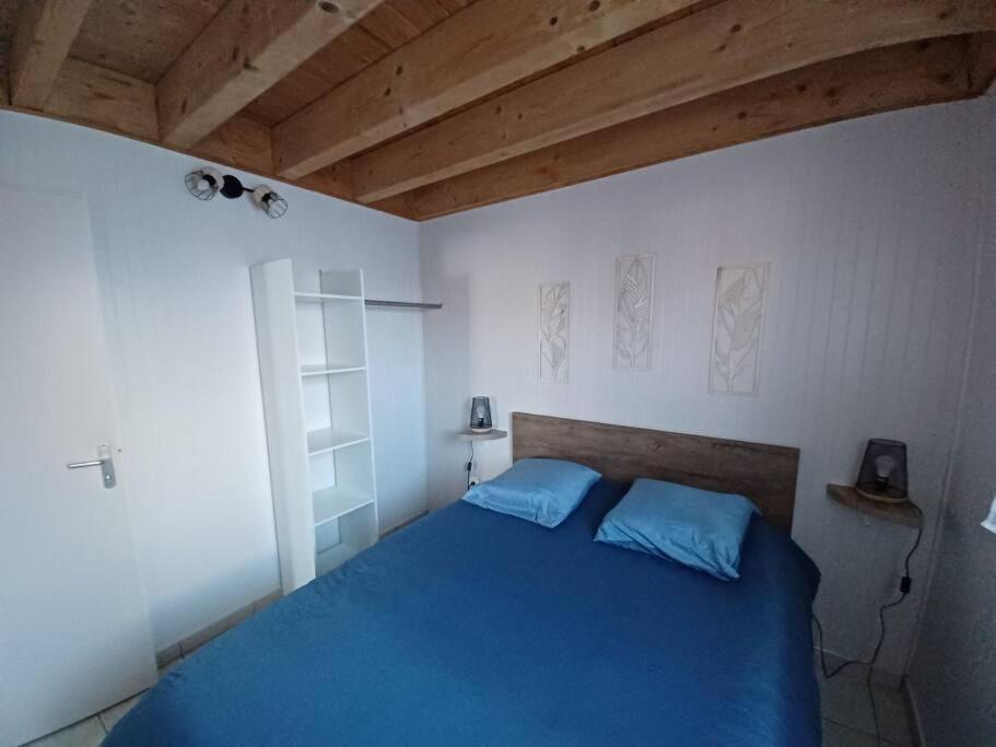 La Maison Bleu Du Lac De Celine Giffaumont-Champaubert Esterno foto