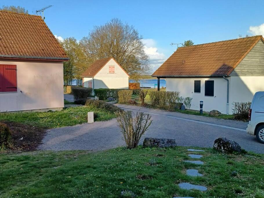 La Maison Bleu Du Lac De Celine Giffaumont-Champaubert Esterno foto