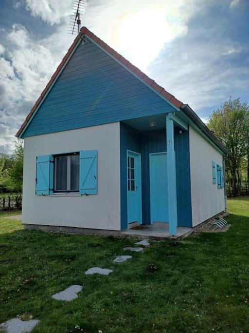 La Maison Bleu Du Lac De Celine Giffaumont-Champaubert Esterno foto