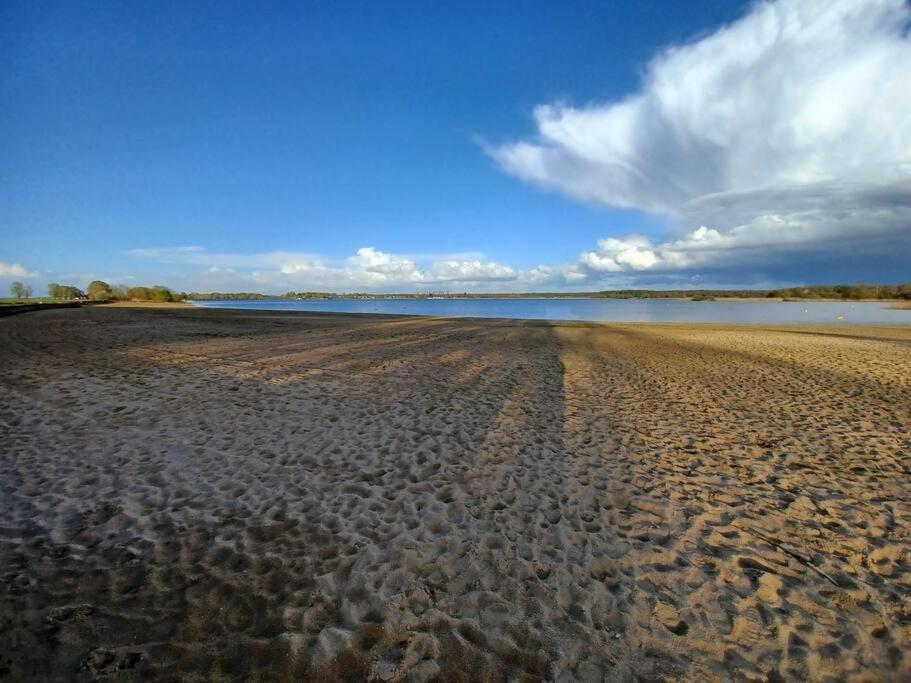 La Maison Bleu Du Lac De Celine Giffaumont-Champaubert Esterno foto